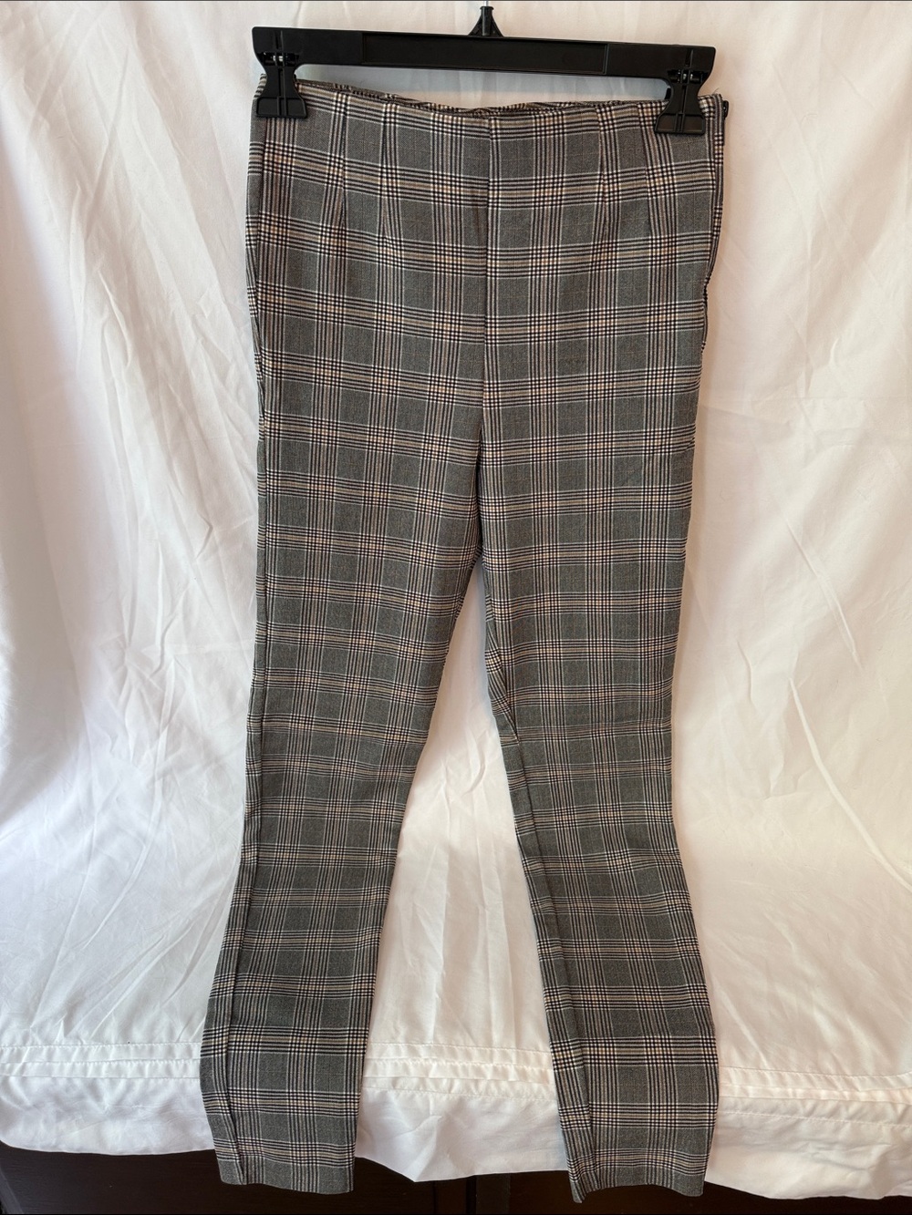 Zara Black & Gray Plaid Skinny Pants